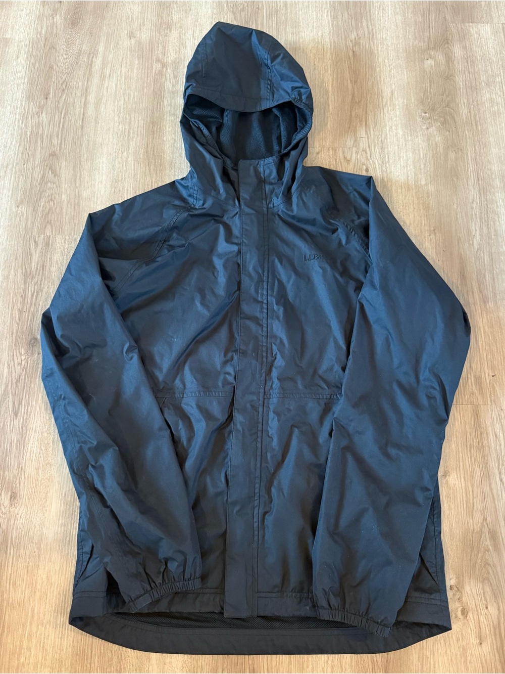 Men’s L.L. Bean black rain jacket size S